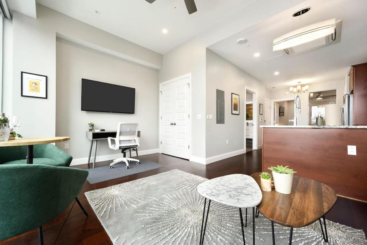 Hostwise - The Washington At Chatham - Free Parking, Private Gym, Skyline Views! * Pittsburgh
